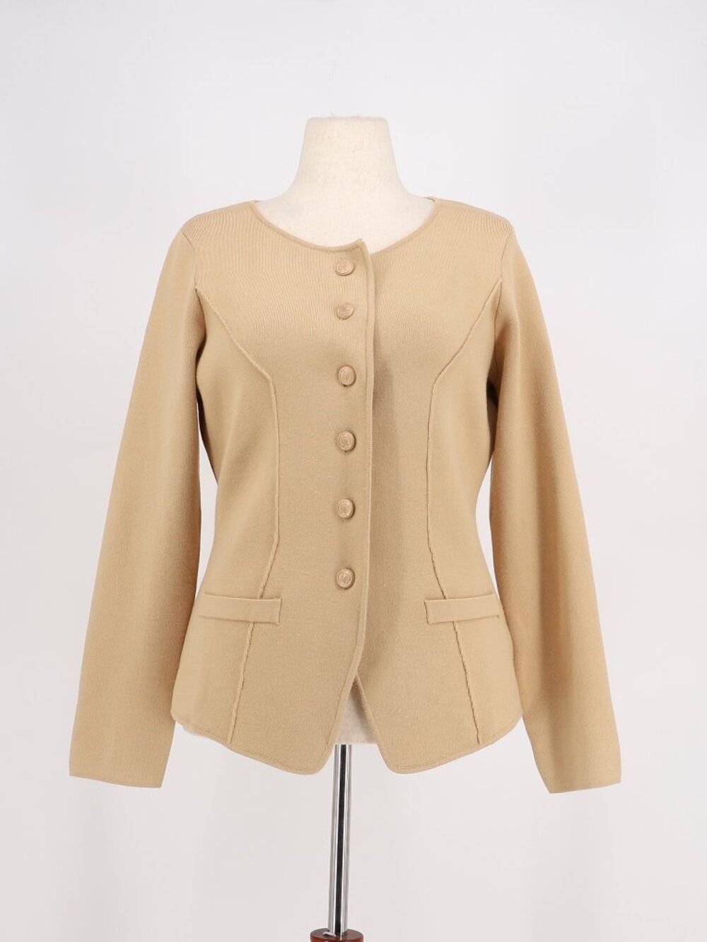 CACHE Knit Blazer in Camel Tan Gold Crest Buttons Round Neck Size L